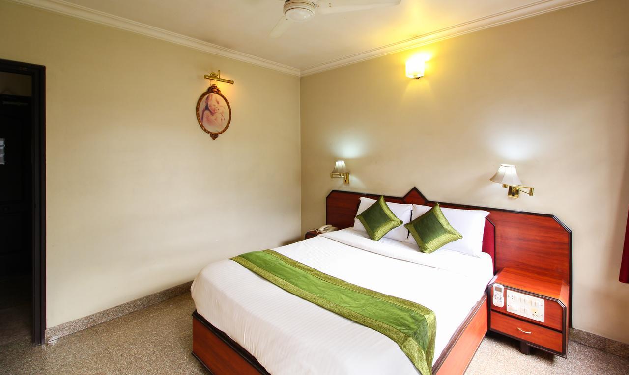 Treebo Trend Royal Inn Mysore Exterior photo