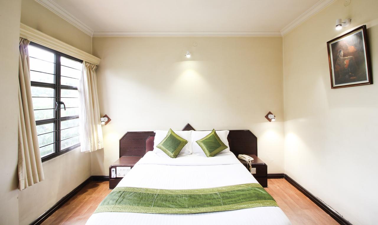 Treebo Trend Royal Inn Mysore Exterior photo