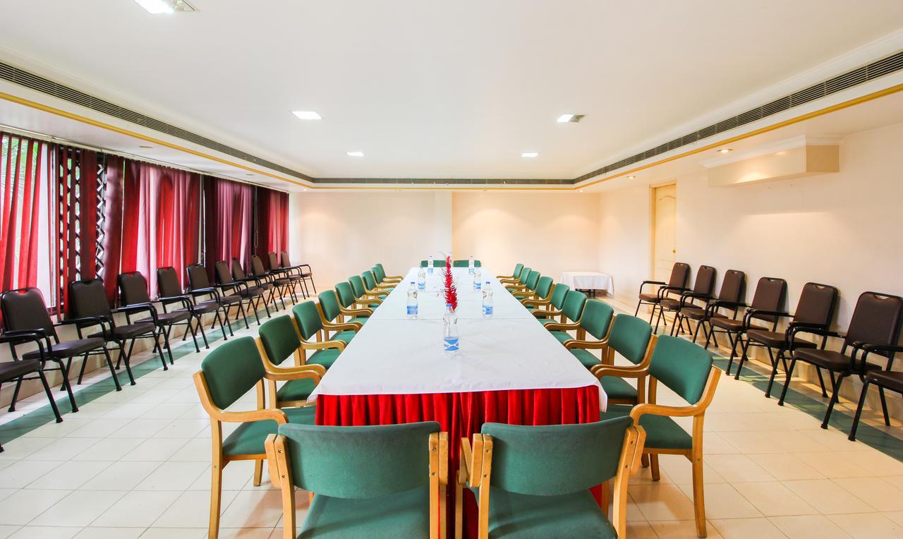 Treebo Trend Royal Inn Mysore Exterior photo